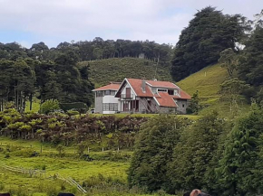 Chácara com churrasqueira e wifi em Cunha, Cunha